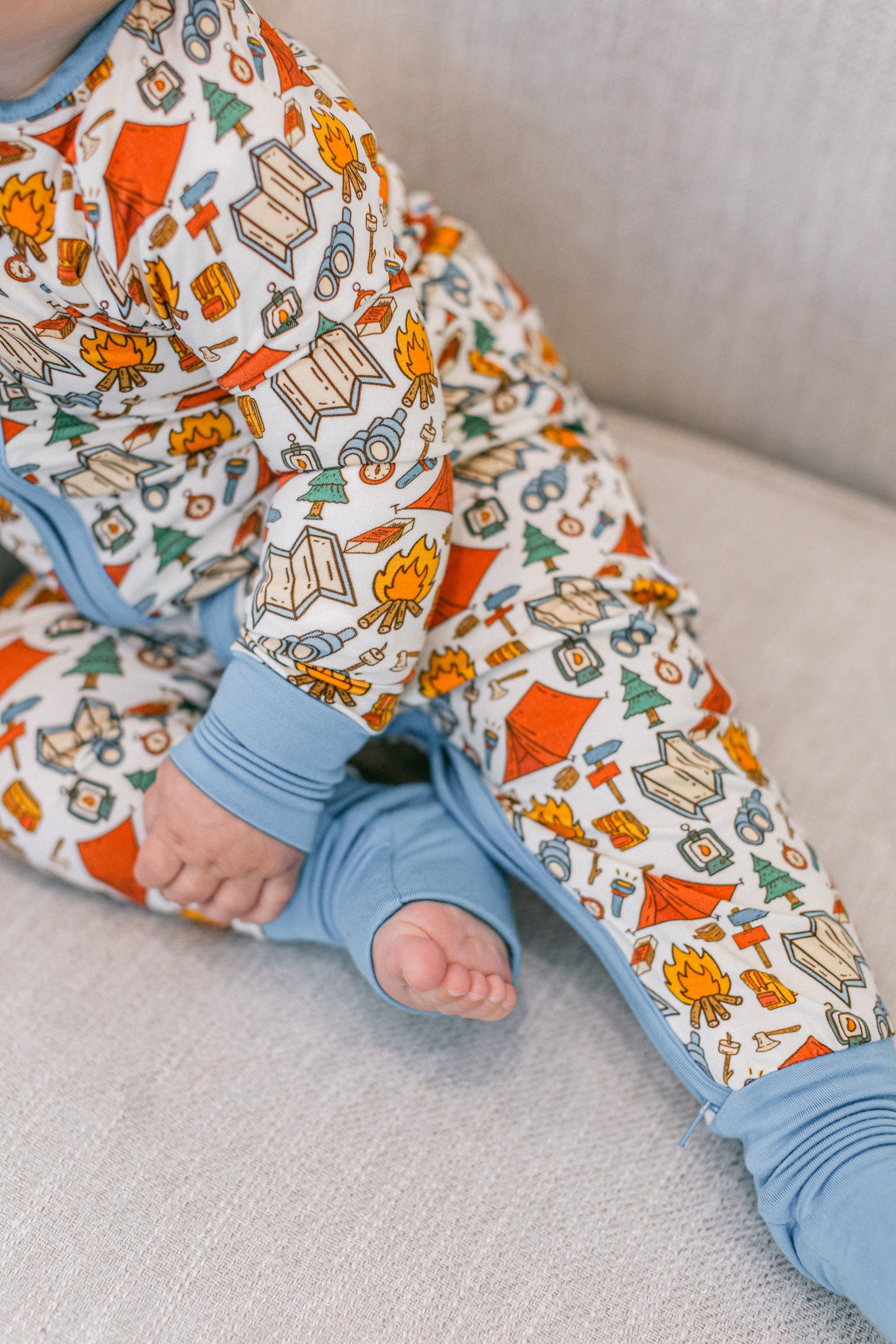 Camping Premium Zipper Romper