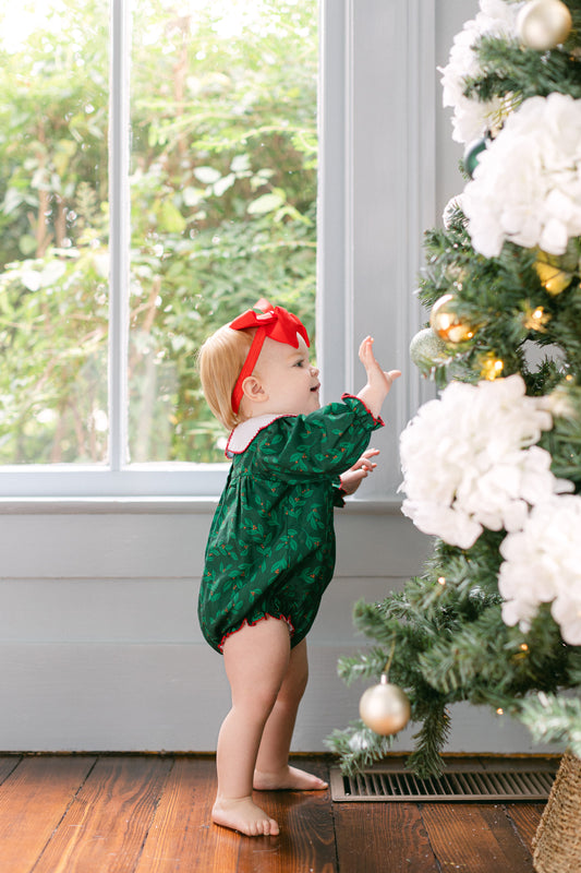 Collared Holly Bubble