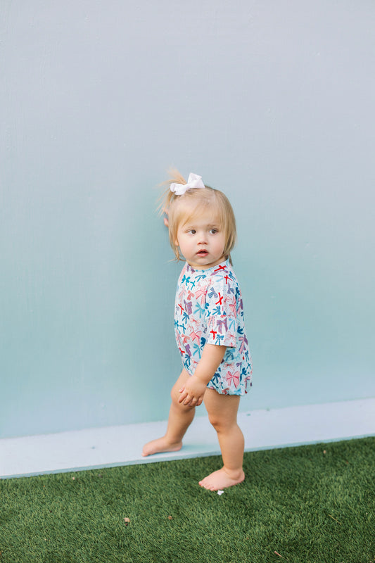 Blue Patriotic Bows T-Shirt Bubble