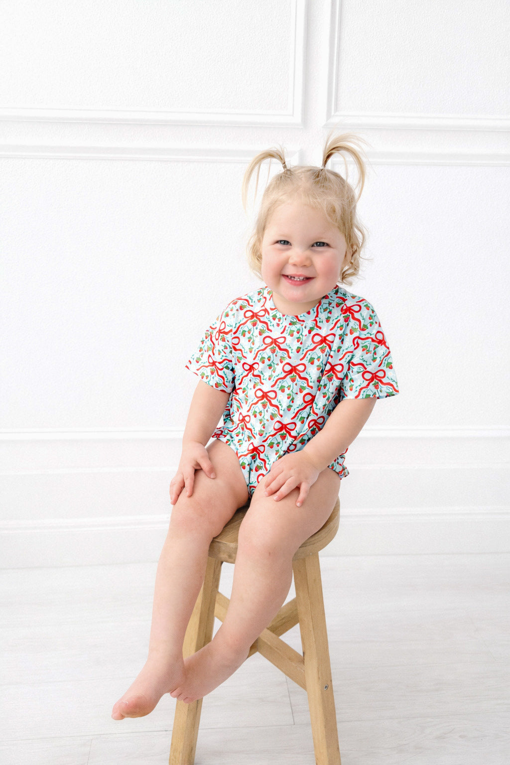 blue and red strawberry and bow bamboo t shirt bubble
